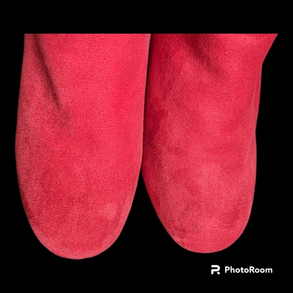 Women's size 7.5 Jessica Carlyle Red Booties - Picture 3 of 11